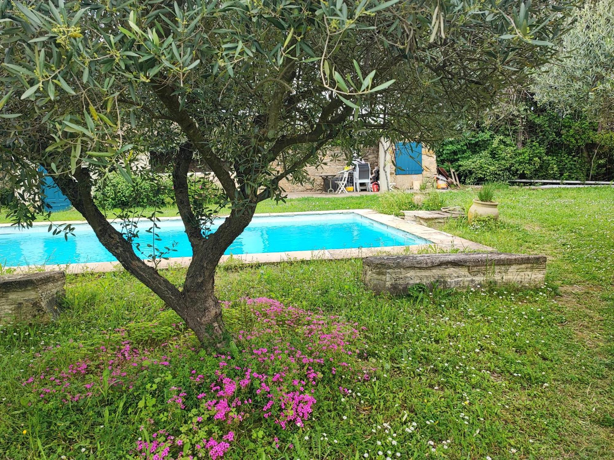 Magnanerie De Sainte Croix Hotel Luaran gambar